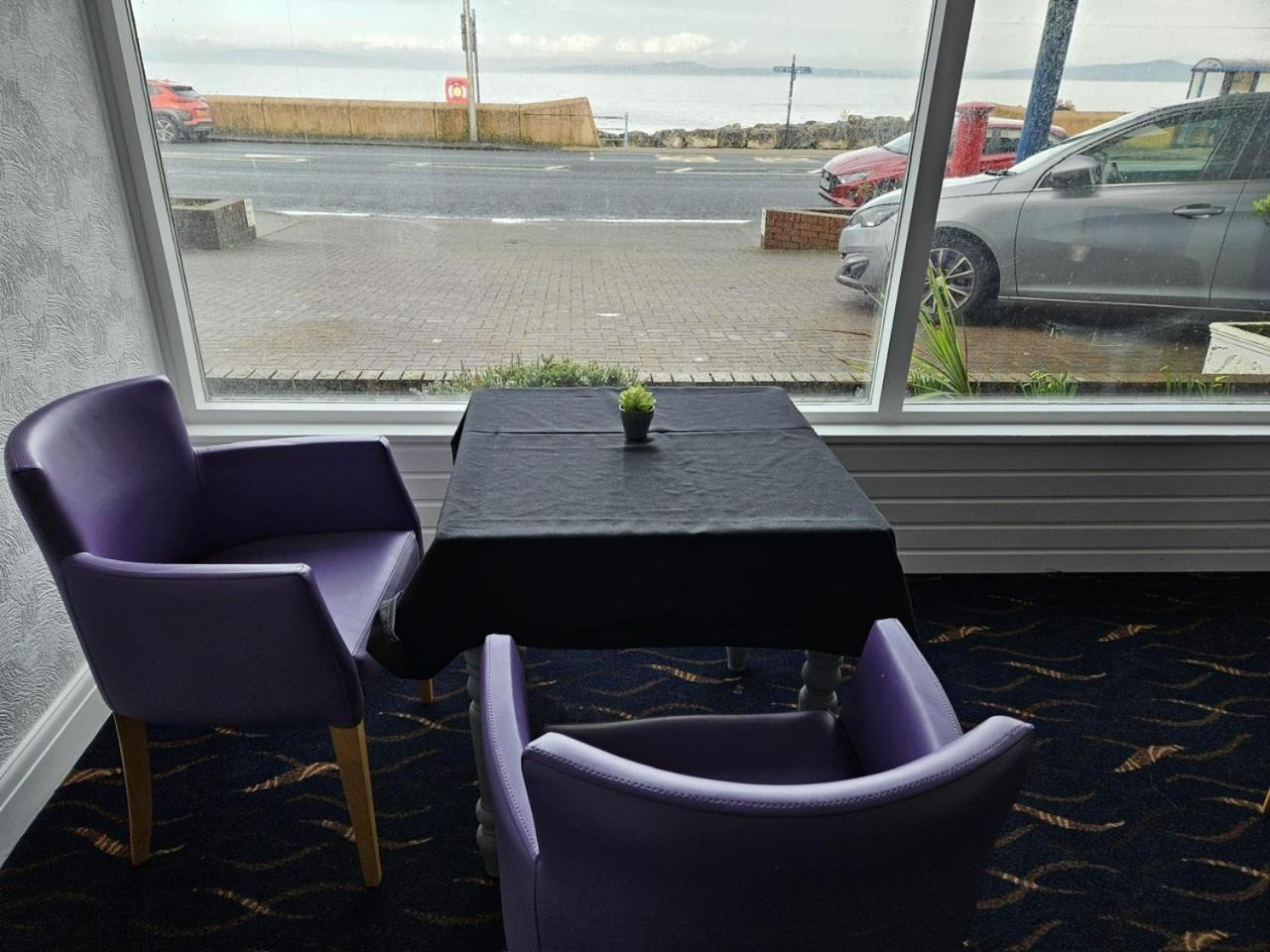 The Strathmore Hotel